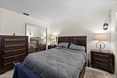 8407 NW 25th Court, Sunrise FL - photo 15 of 30