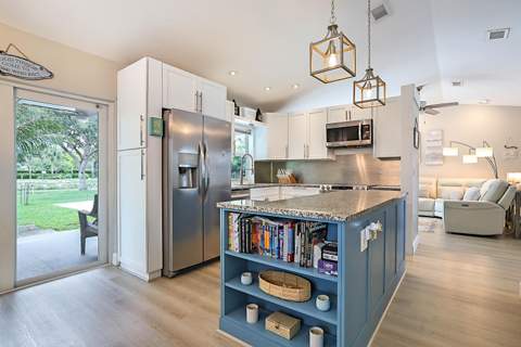 1103 NW 11th Street, Boynton Beach FL - photo 13 of 56
