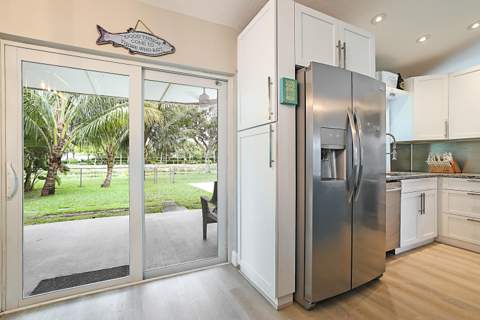 1103 NW 11th Street, Boynton Beach FL - photo 17 of 56