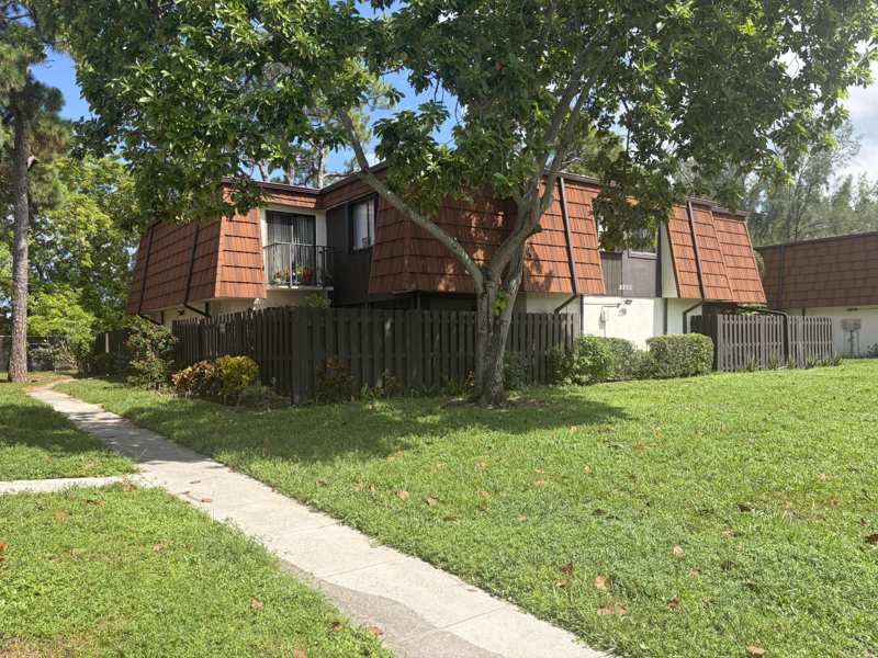 3 bedroom Condominium at 2200 White Pine Circle #B, Pines 2, Greenacres — photo 1