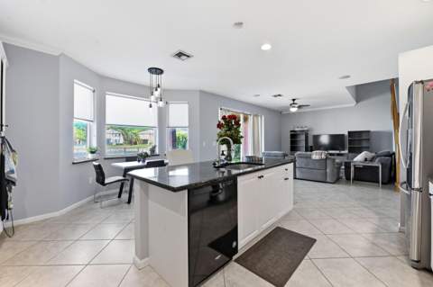 9709 Wyeth Court, Wellington FL - photo 11 of 31