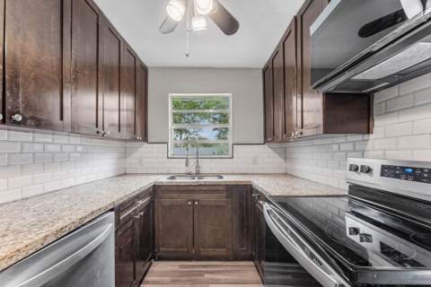 1010 SW 6th Avenue, Deerfield Beach FL - photo 12 of 32
