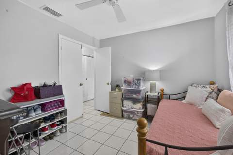 140 Karanda Court, Royal Palm Beach FL - photo 19 of 34