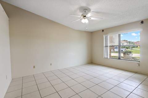 878 SW McComb Avenue, Port St. Lucie FL - photo 10 of 20