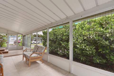 4752 NE Blue Heron Lane, Jensen Beach FL - photo 6 of 25