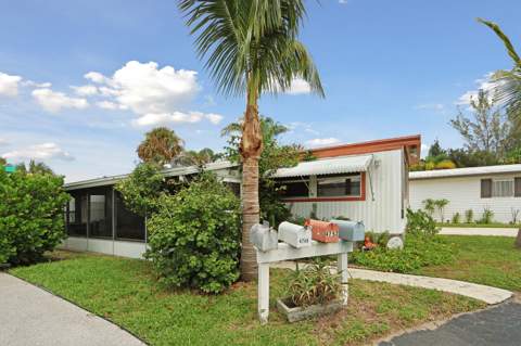 4752 NE Blue Heron Lane, Jensen Beach FL - photo 22 of 25