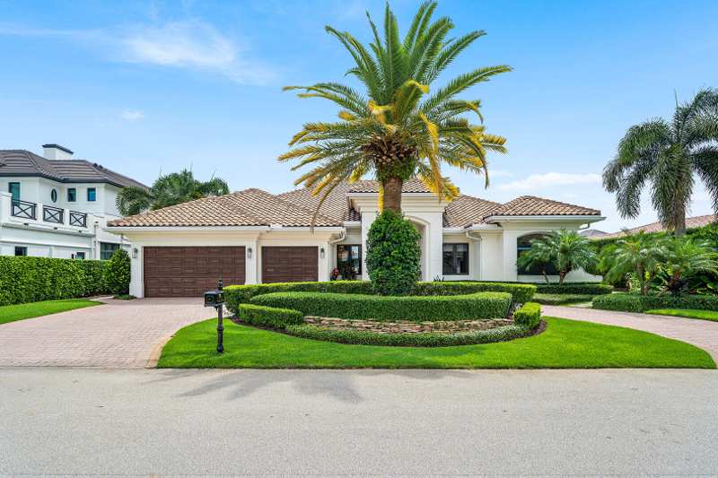 4 bedroom Single Family Residence at 2212 Acorn Palm Road, Royal Palm Yacht & Country Club, Boca Raton — photo 1