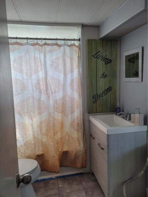 8364 SE Sandy Lane, Hobe Sound FL - photo 15 of 19