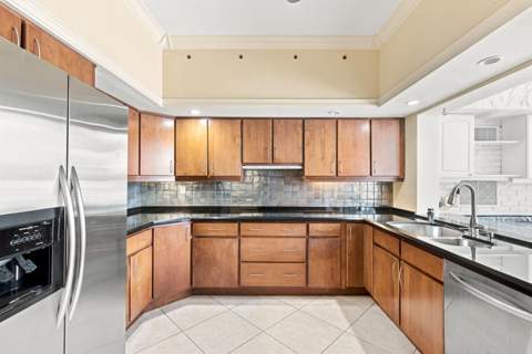 4903 Woodlands Boulevard, Tamarac FL - photo 22 of 68