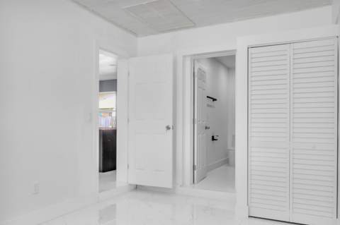 915 SW 3rd Street, Boynton Beach FL - photo 10 of 16