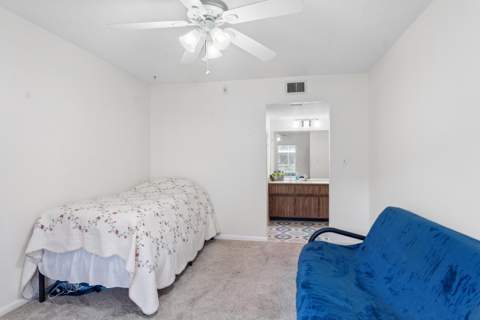5570 Tamberlane Circle #130, Palm Beach Gardens FL - photo 15 of 24