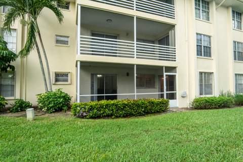 5570 Tamberlane Circle #130, Palm Beach Gardens FL - photo 22 of 24