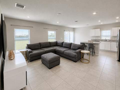 103 Pummelo Place, Fort Pierce FL - photo 6 of 7