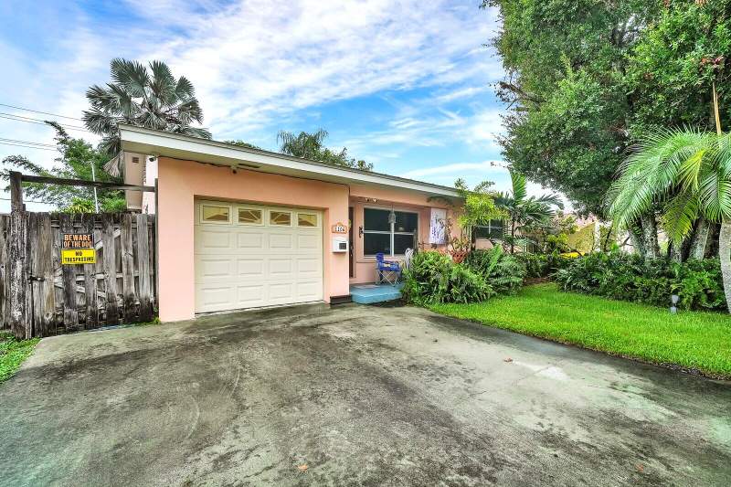 2 bedroom Single Family Residence at 1106 S F Street, Lake Worth Town Of, Lake Worth Beach — photo 2