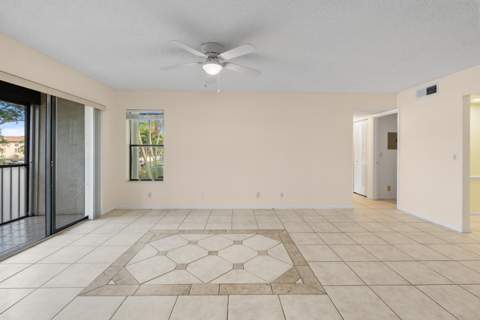706 Sunny Pine Way #E2, Greenacres FL - photo 6 of 20