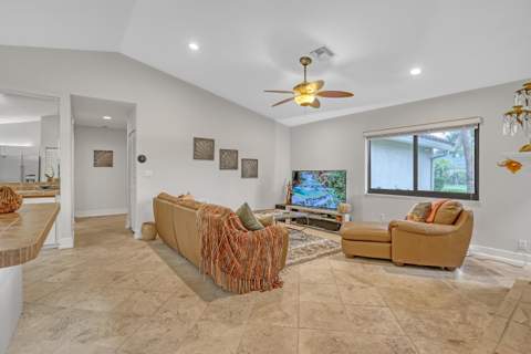 2156 Amesbury Circle, Wellington FL - photo 10 of 45