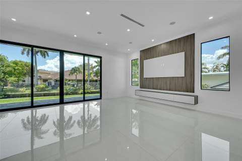 656 NW 21st Street, Fort Lauderdale FL - photo 7 of 35