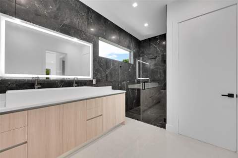 656 NW 21st Street, Fort Lauderdale FL - photo 17 of 35
