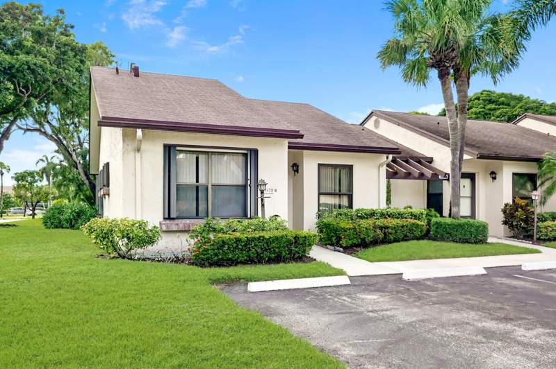 2 bedroom Villa at 3615 Crab Apple Trail #A, Villas Of Willow Bend, Lake Worth — photo 2
