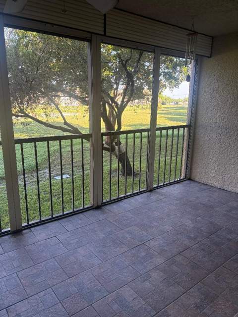 7300 Lake Cir Drive #202, Margate FL - photo 10 of 19