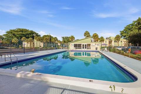 4151 NW 90th Avenue #207, Coral Springs FL - photo 21 of 23