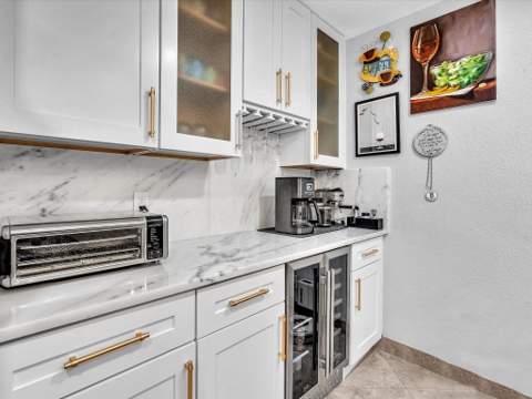 905 SE 13th Court, Deerfield Beach FL - photo 12 of 42