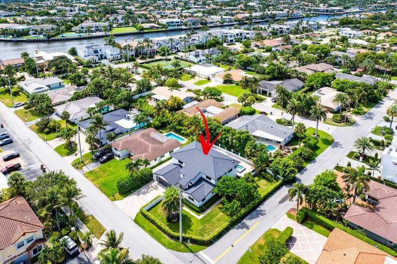 6 bedroom Single Family Residence at 811 SE 31st Street, Spanish River Land , Boca Raton — photo 4