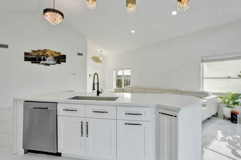 6965 NW 29th Court, Margate FL - photo 11 of 29