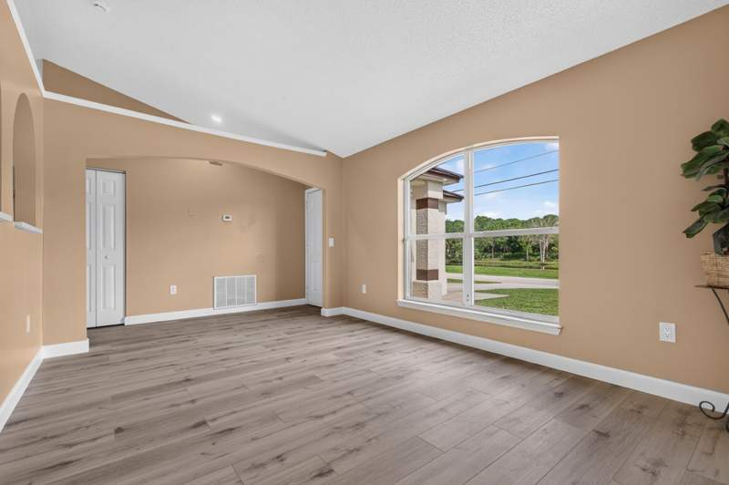 3 bedroom Single Family Residence at 2062 SW Janette Avenue, Port St Lucie Section 20, Port St. Lucie — photo 5