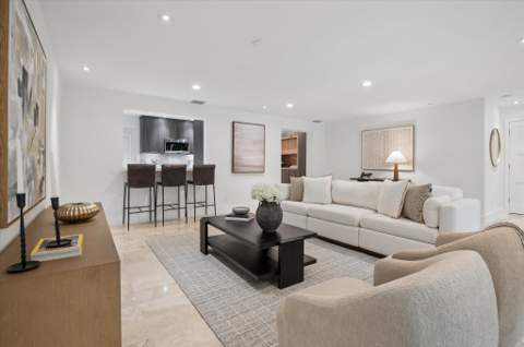 541 NE 8th Avenue, Fort Lauderdale FL - photo 14 of 46