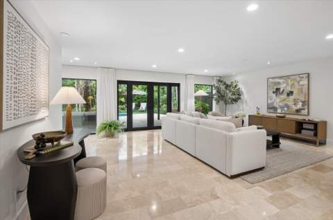 541 NE 8th Avenue, Fort Lauderdale FL - photo 15 of 46