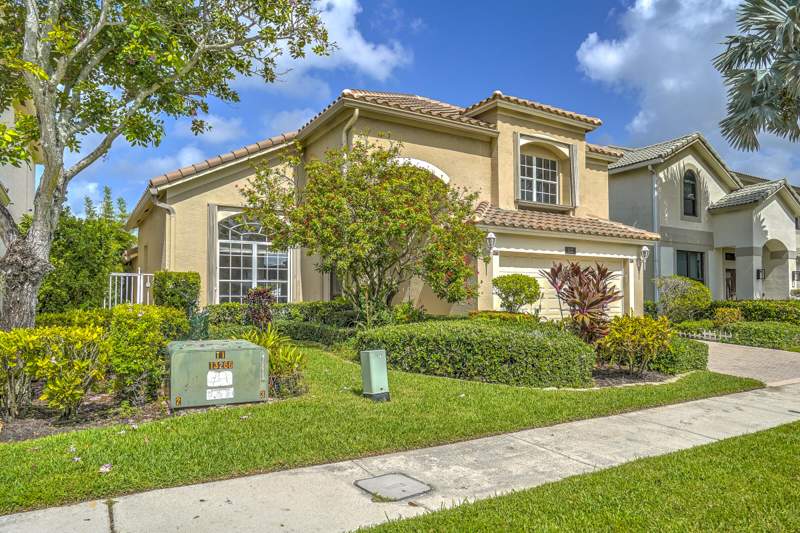 3 bedroom Single Family Residence at 1117 Avondale Court, Avondale, West Palm Beach — photo 2