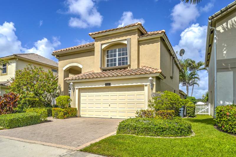 3 bedroom Single Family Residence at 1117 Avondale Court, Avondale, West Palm Beach — photo 3