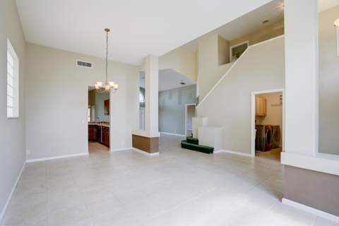 1117 Avondale Court, West Palm Beach FL - photo 9 of 77
