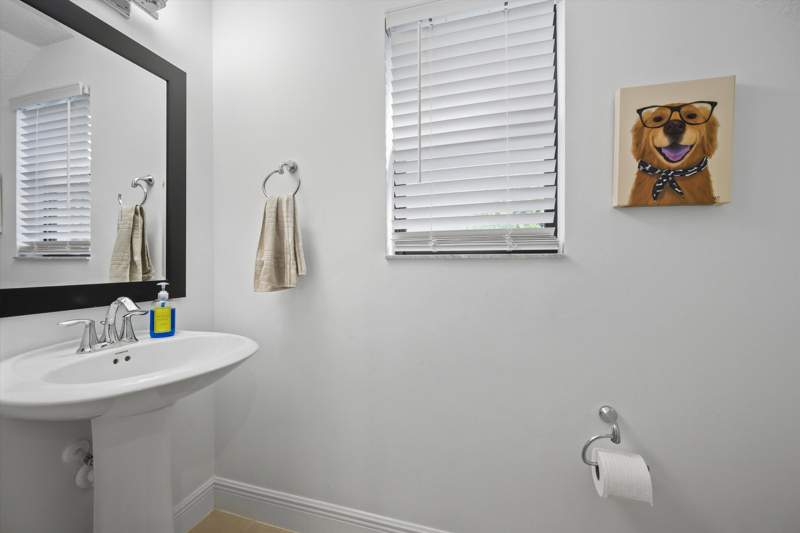 3 bedroom Single Family Residence at 16426 Sandy Shore Drive, Sky Cove, Westlake — photo 5