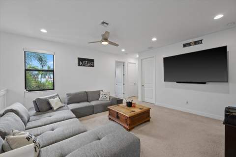 16426 Sandy Shore Drive, Westlake FL - photo 19 of 53
