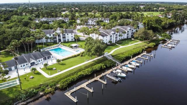 2508 SE Anchorage Cove #D-2