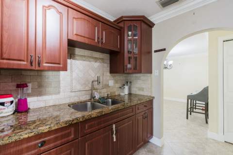 4917 Luqui Court, West Palm Beach FL - photo 8 of 35
