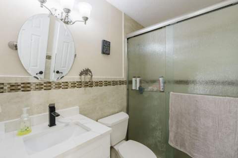 4917 Luqui Court, West Palm Beach FL - photo 15 of 35