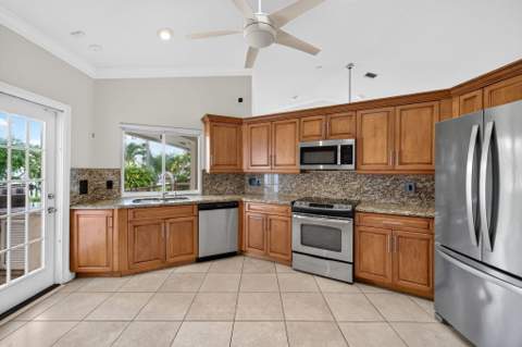 1920 E Terra Mar Drive, Lauderdale-By-The-Sea FL - photo 24 of 93