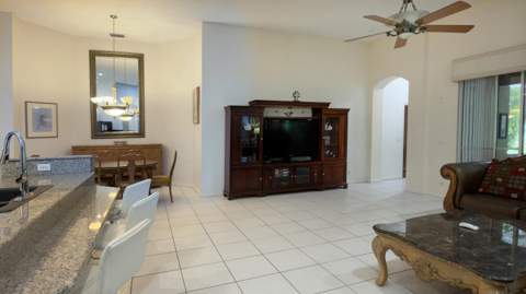 4646 Carlton Golf Drive, Wellington FL - photo 6 of 26