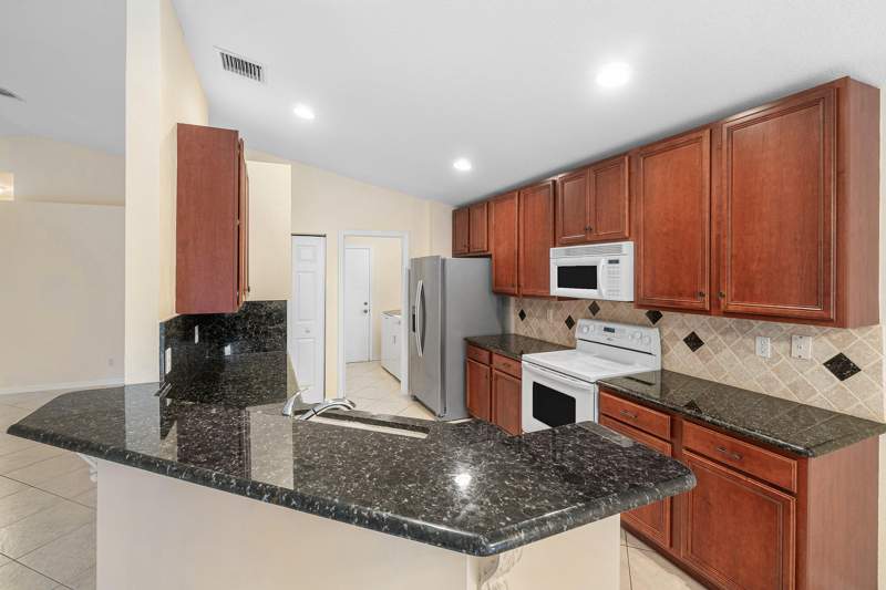 3 bedroom Single Family Residence at 12024 Roma Road, Tuscany Bay, Boynton Beach — photo 3