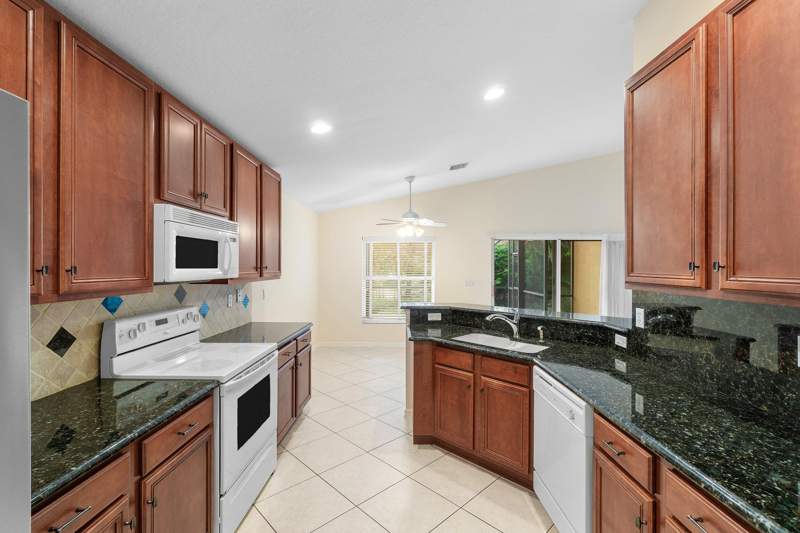 3 bedroom Single Family Residence at 12024 Roma Road, Tuscany Bay, Boynton Beach — photo 2