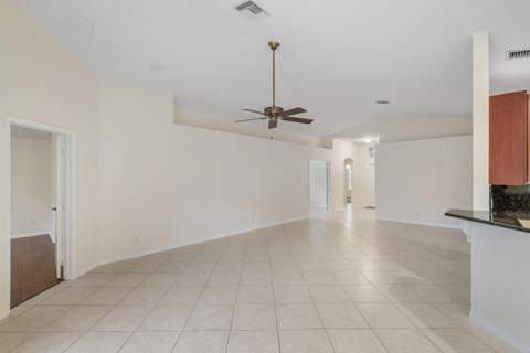 12024 Roma Road, Boynton Beach FL - photo 6 of 32