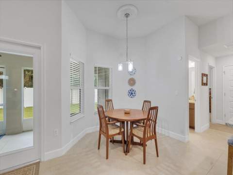 8332 Amalfi Circle, Fort Pierce FL - photo 15 of 77