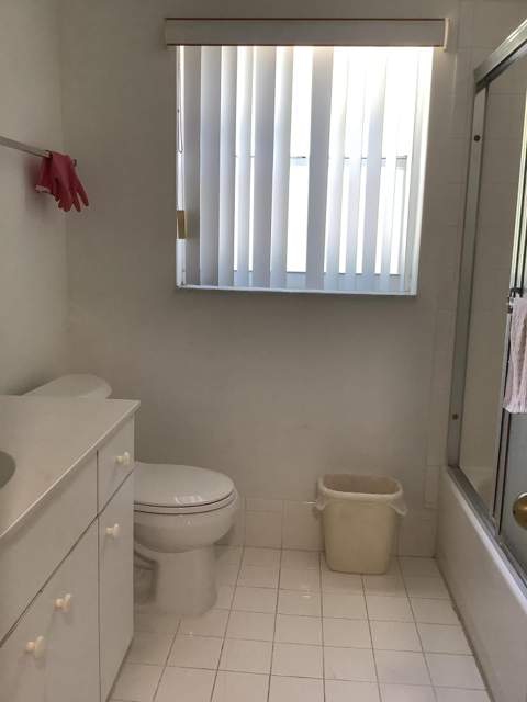 201 SW 98th Terrace, Pembroke Pines FL - photo 9 of 27