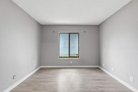 1104 Green Pine Boulevard #G1, West Palm Beach FL - photo 22 of 45