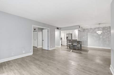 1104 Green Pine Boulevard #G1, West Palm Beach FL - photo 10 of 45