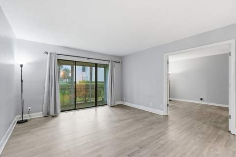 1104 Green Pine Boulevard #G1, West Palm Beach FL - photo 14 of 45