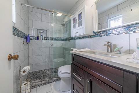 545 S Lake Drive, Lantana FL - photo 18 of 35
